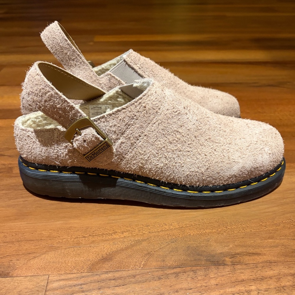 Dr. Martens Mules